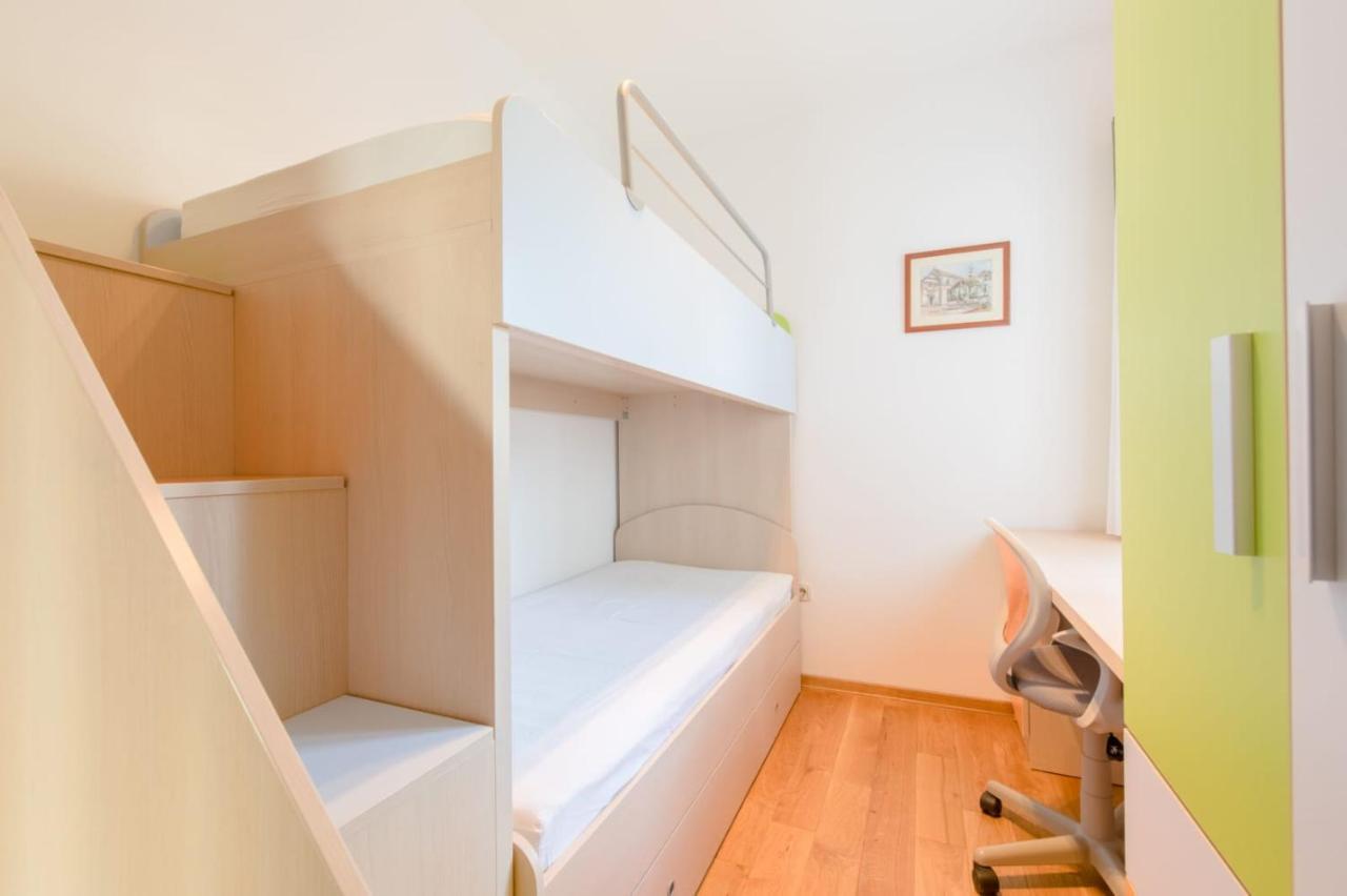 Apartmani Krilo Podstrana Exterior foto
